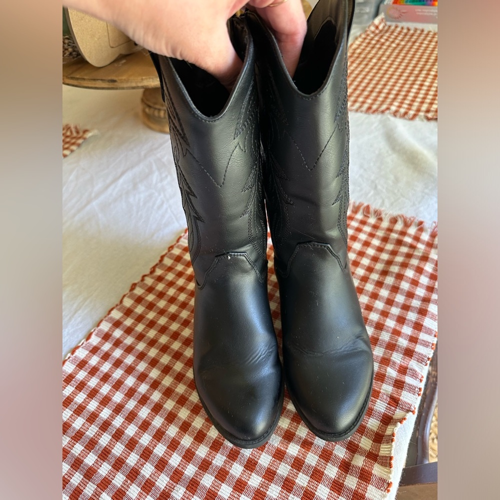 Girls Youth black boots